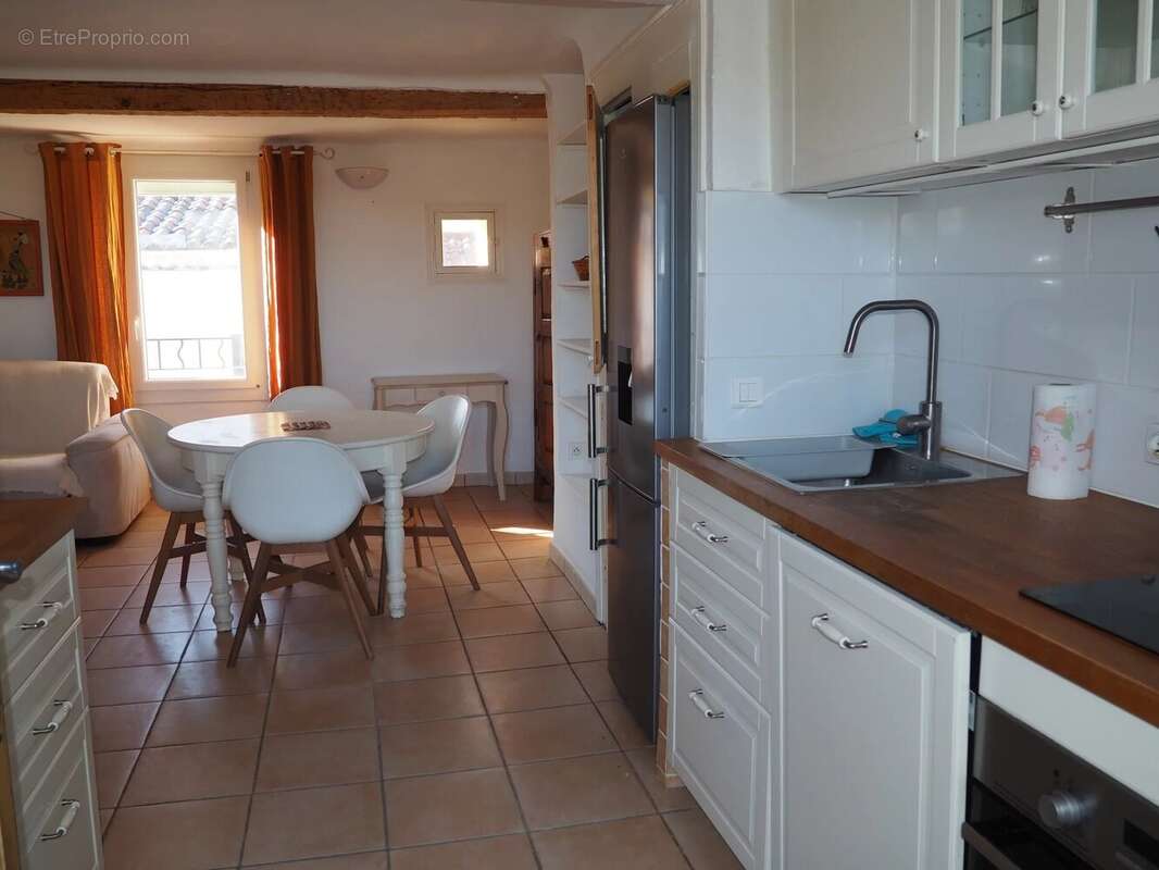 Appartement à LA GARDE-FREINET