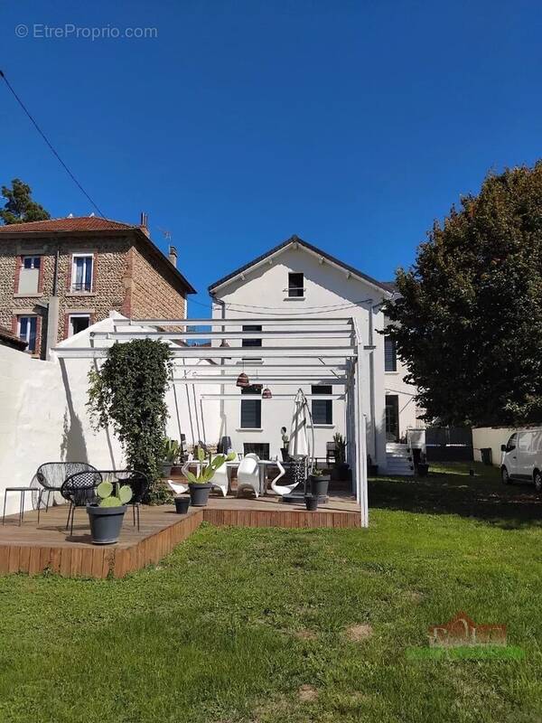 Maison à BEAUREPAIRE