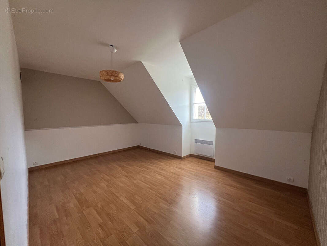 Maison à VERNOU-SUR-BRENNE