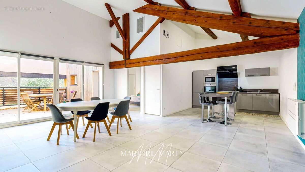 Maison à LEZIGNAN-CORBIERES