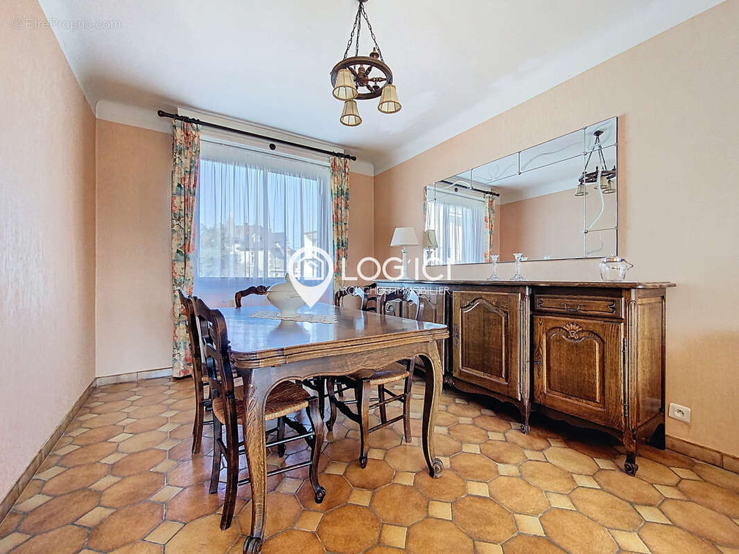 Maison à GELOS