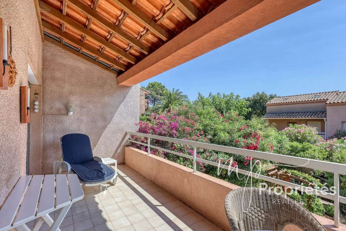Appartement à RAYOL-CANADEL-SUR-MER