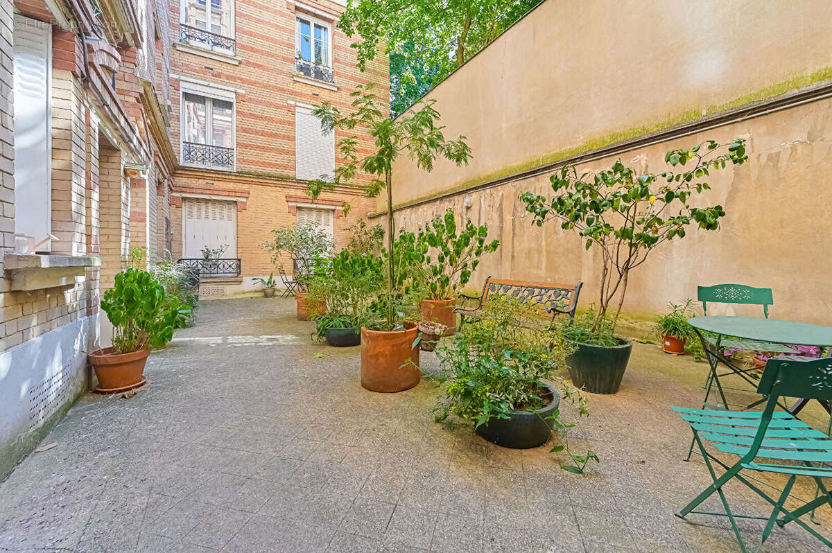 Appartement Paris 2 pièce(s) 36 m2 - photo 3