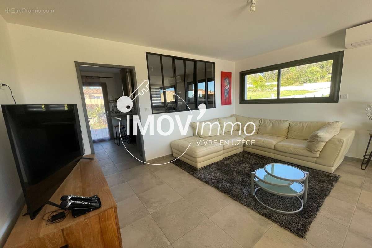 Maison à SAINT-QUENTIN-LA-POTERIE