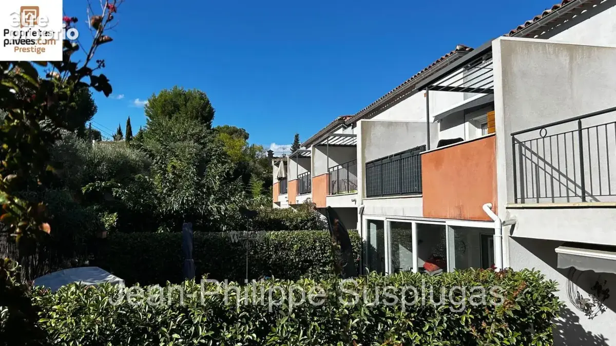 Appartement à SAINT-CYR-SUR-MER