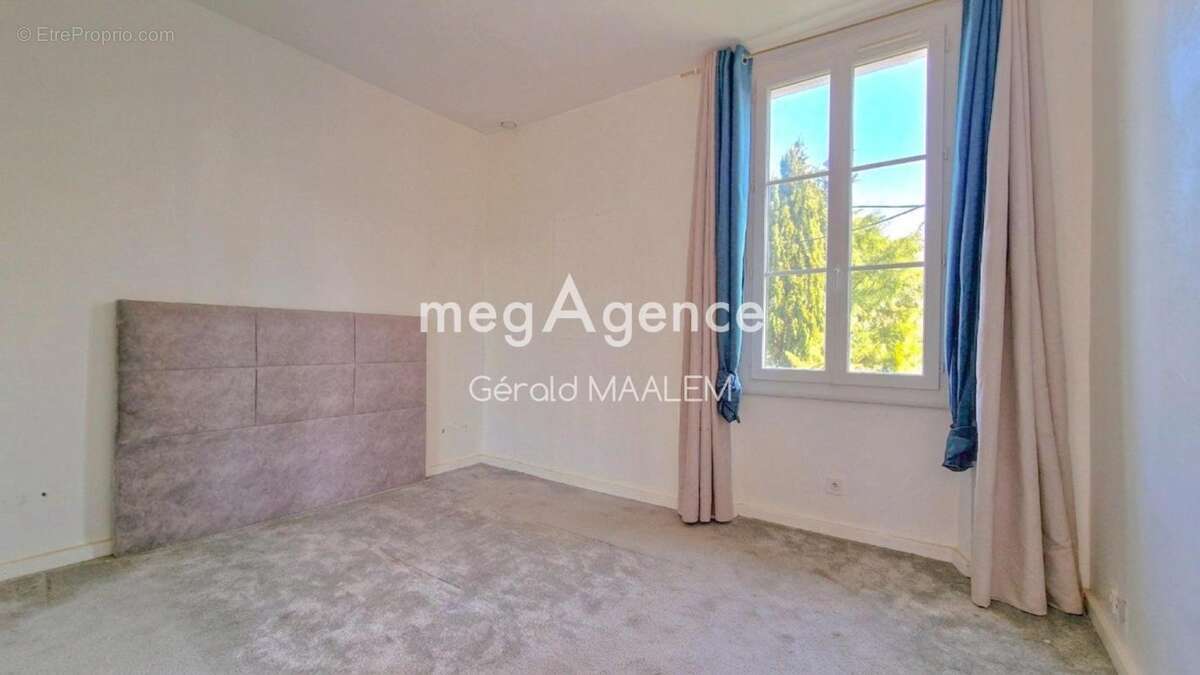 Maison à FREJUS