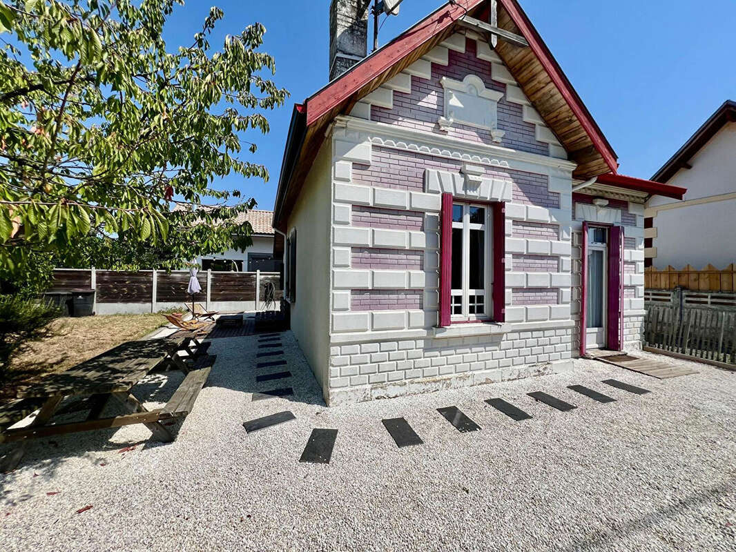 Maison à GUJAN-MESTRAS