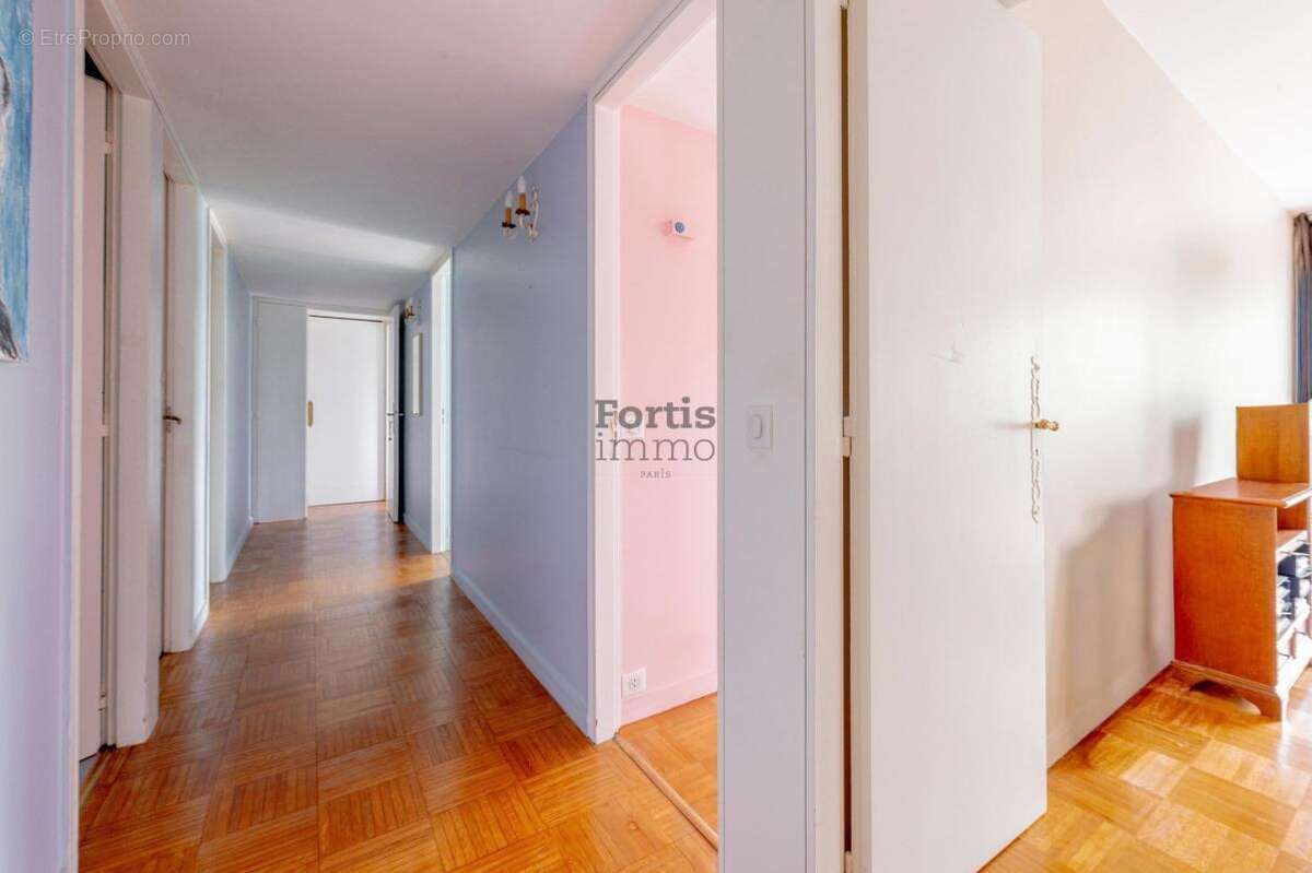Appartement à LE CHESNAY