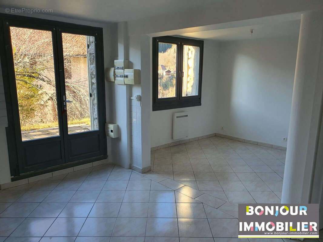 Appartement 31 m² à Saint-Pierre-De-Chartreuse  - photo 2