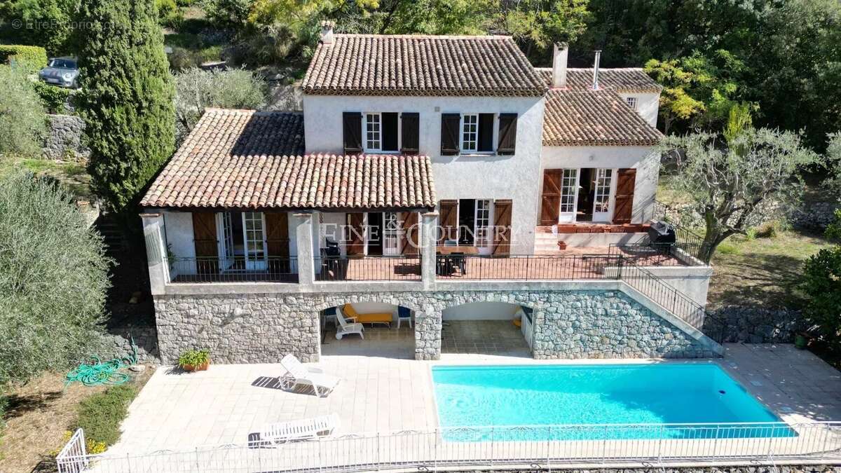 Maison à AURIBEAU-SUR-SIAGNE