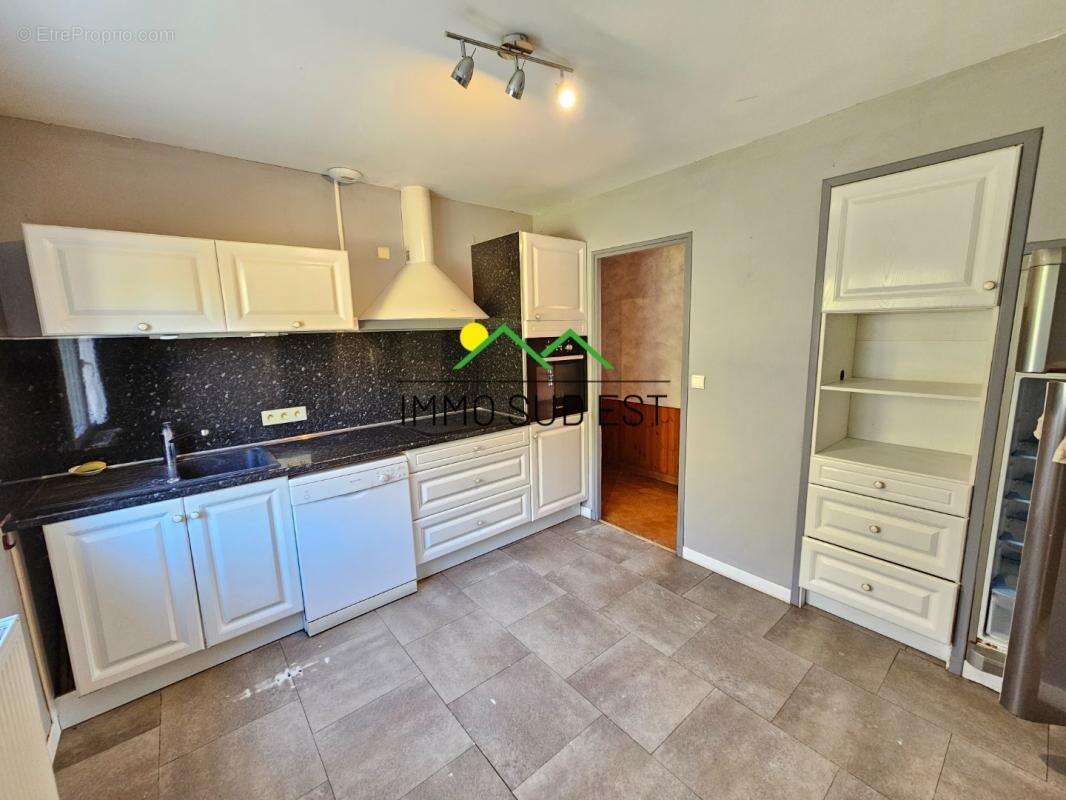 Maison à PONT-DE-L&#039;ISERE