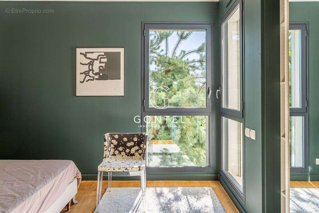 Maison familiale à Saint-Cyr-au-Mont-d'Or - photo 17