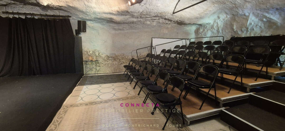 Maison à AZAY-SUR-CHER