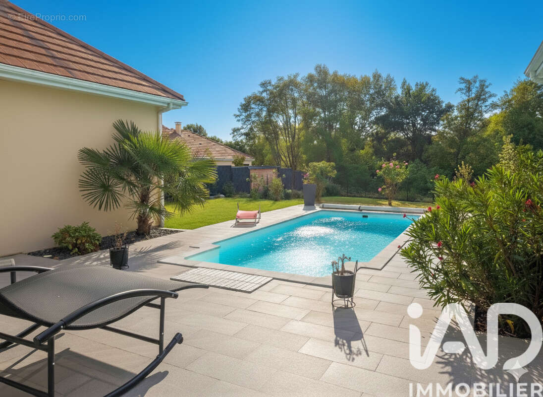 Photo 9 - Maison à ESTIVAREILLES