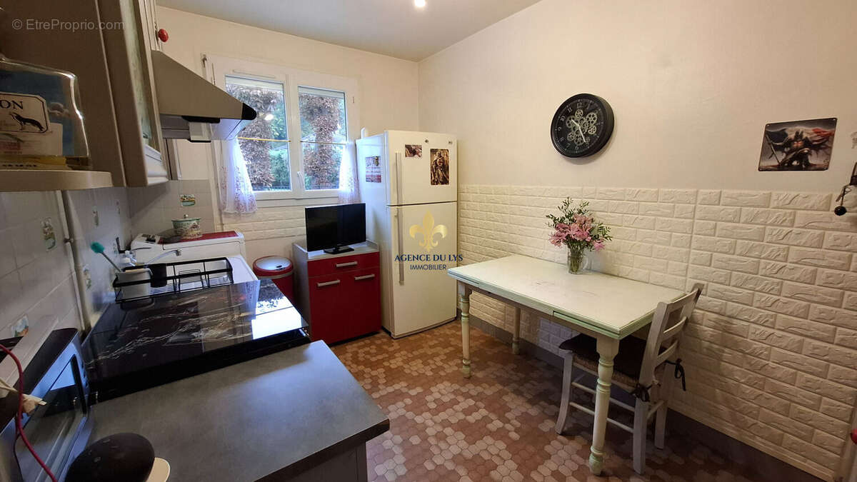 Appartement à LAMORLAYE