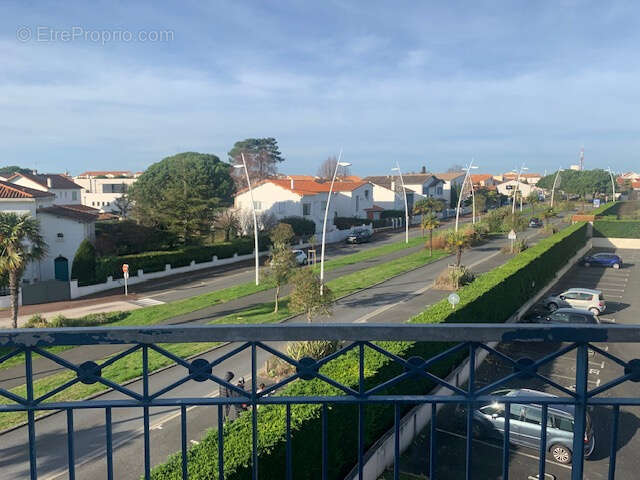 Appartement à VAUX-SUR-MER
