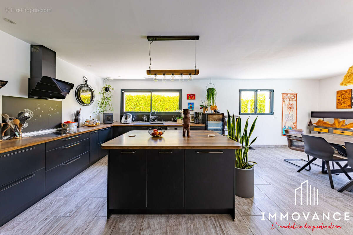 Maison à VENDARGUES