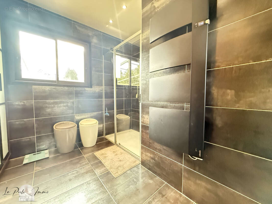 Villa de charme F5 avec piscine Jardins Saint-Jacques - photo 12