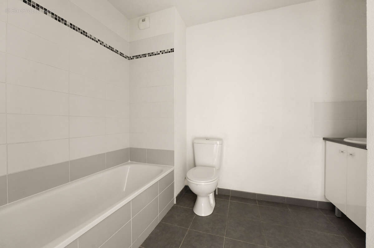 Nouveauté ! Appartement T2 de 42 m2 au 1er étage   Secteur Lalande - photo 11