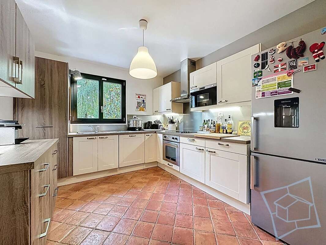Maison Port Royal - Voisins - 7 pièces 183.85 m2 - photo 6