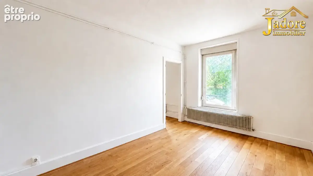 Appartement rez de chaussee + petite terrasse - photo 9