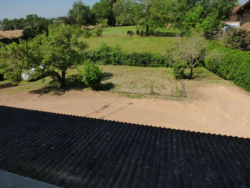 Maison à PONT-DE-VAUX