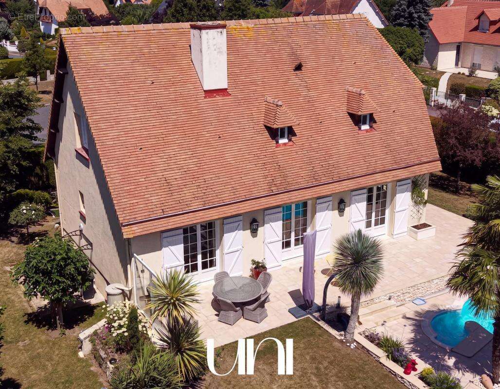 Maison 6 pièces 142m2 avec piscine - Colomby-Anguerny - photo 7