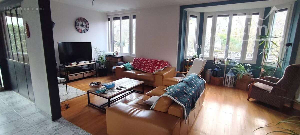 Maison à HUISSEAU-SUR-COSSON