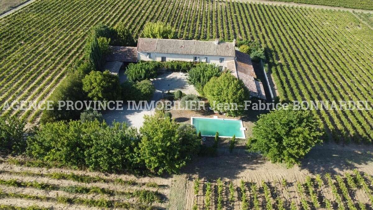Maison 229 m² à La Baume-De-Transit  - photo 5