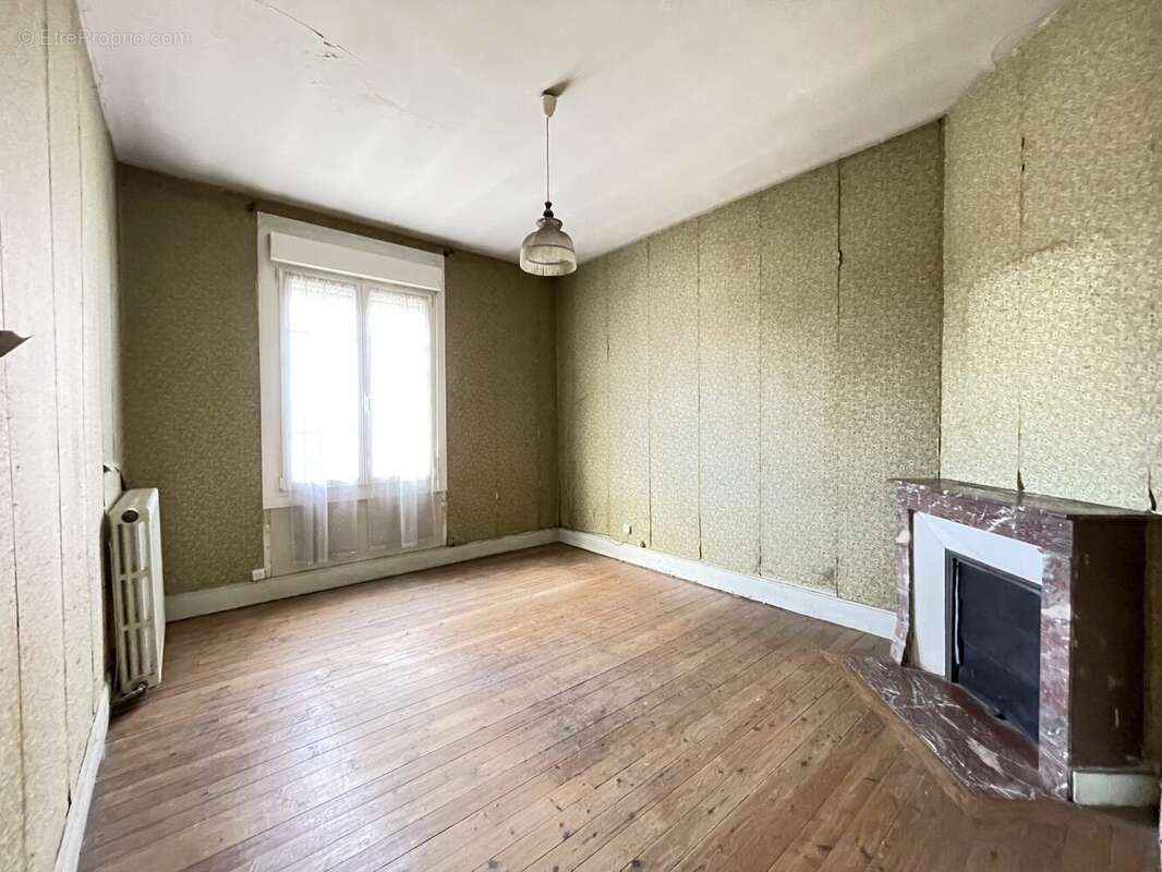 Maison à COMPIEGNE