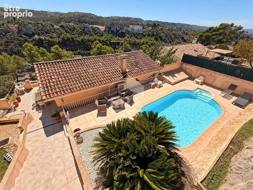 Photo Maison à Les Pennes-Mirabeau au prix de 420 000€