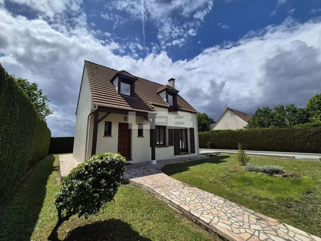 Maison à VILLERON