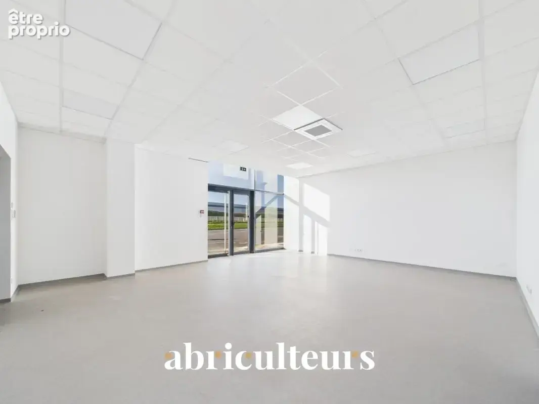 Bâtiment d’activité de 450 m² en vente à Chartres (28000) - photo 2