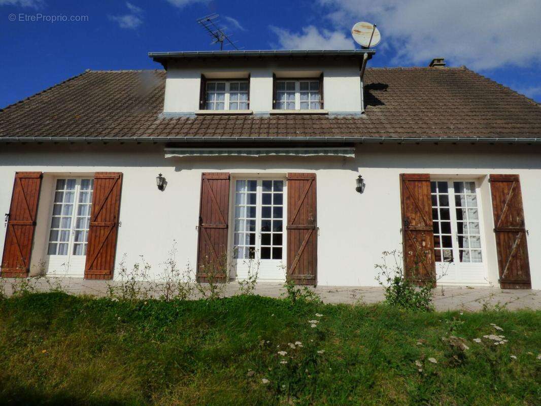 Maison à CHATEAUNEUF-EN-THYMERAIS