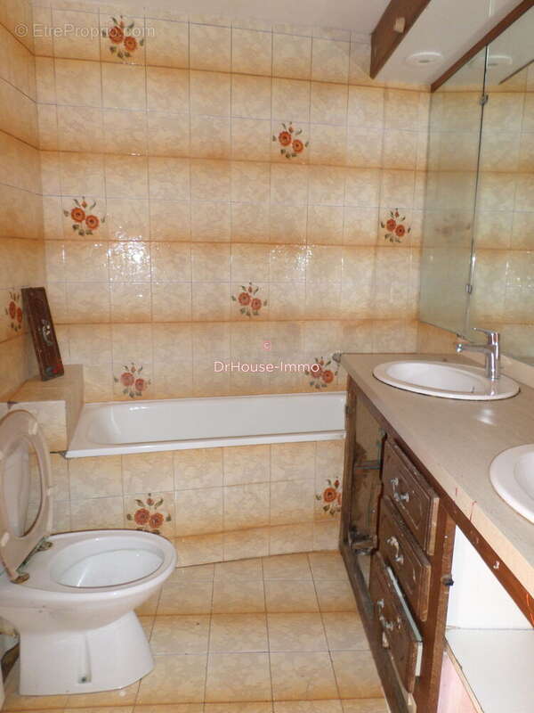 Appartement à HIERSAC