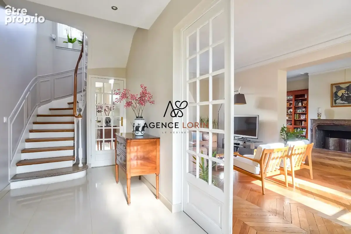 Maison Le Vésinet - 250 m² - 9 pièces - photo 7