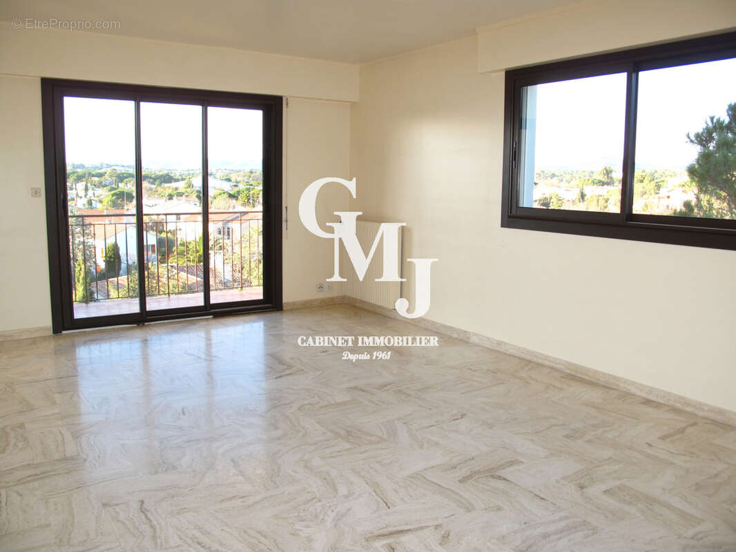 Appartement à SAINT-RAPHAEL