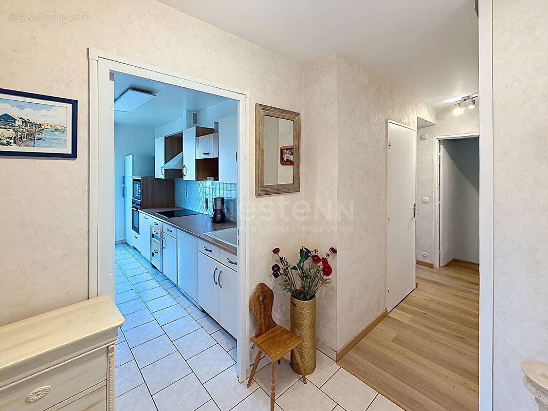 Appartement à LAMORLAYE