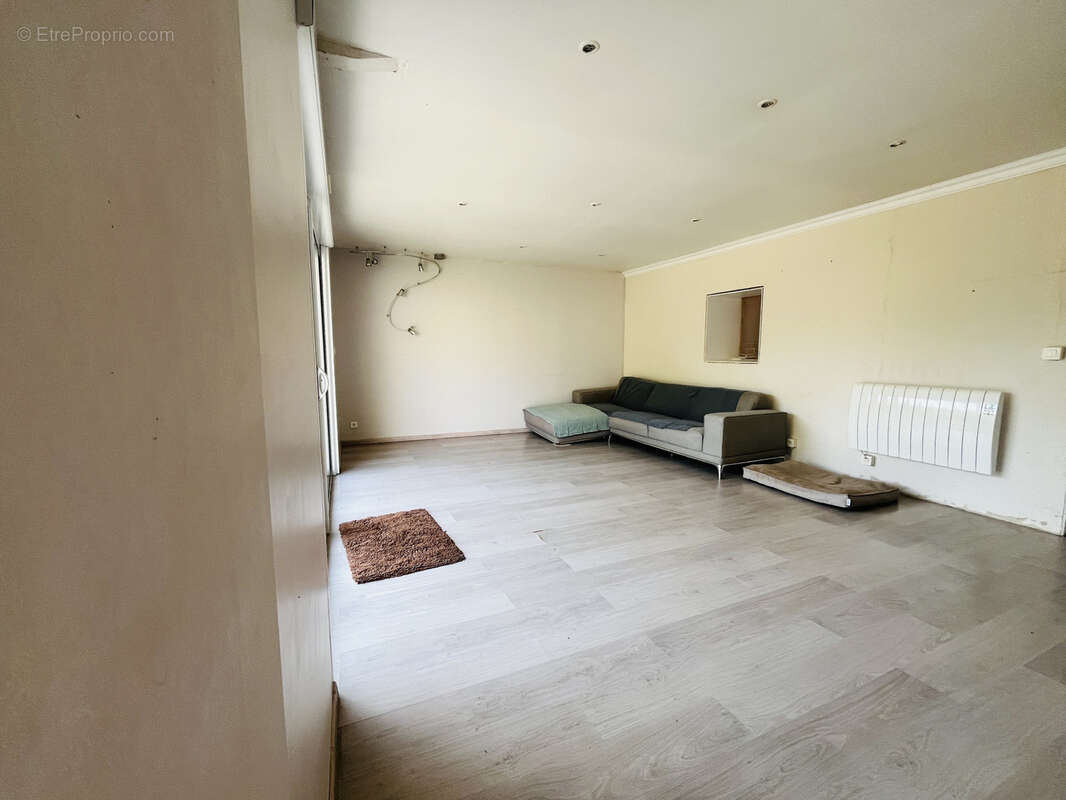 Maison à BAZOGES-EN-PAILLERS