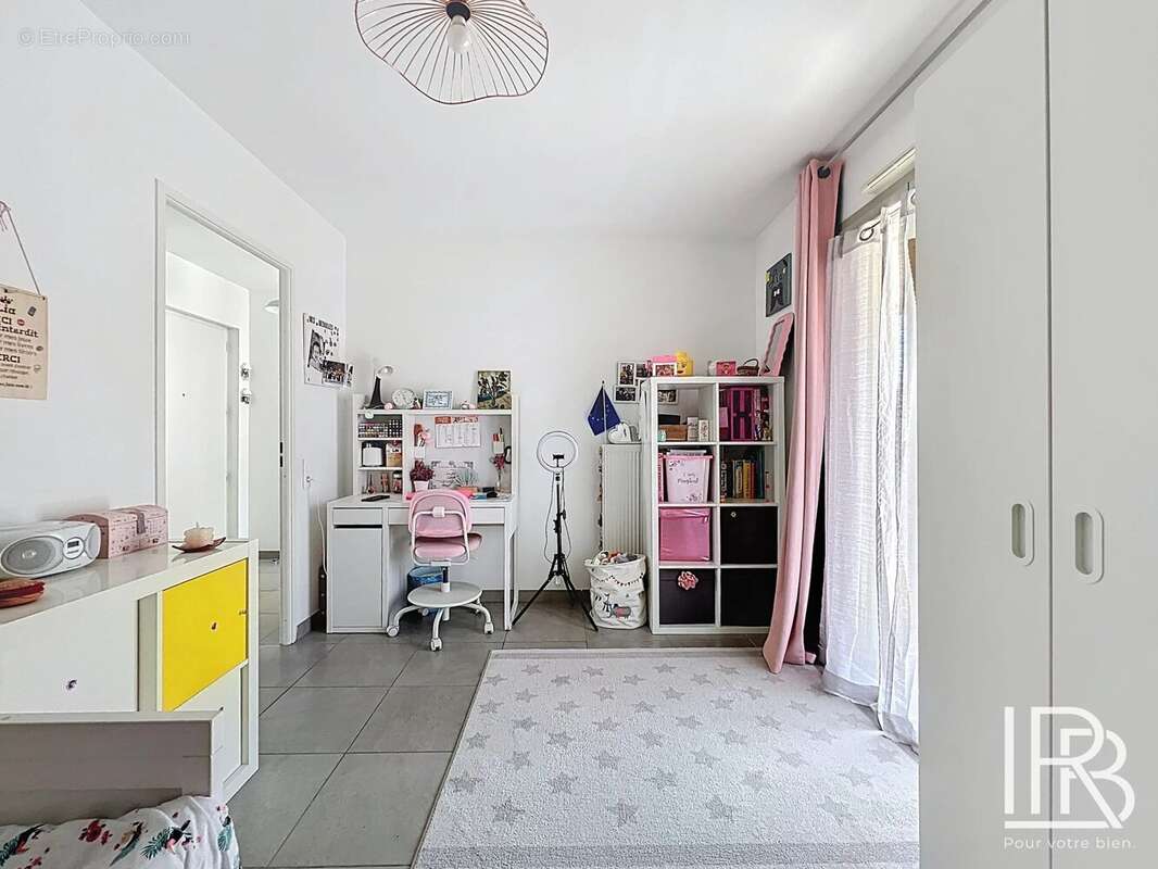 Appartement à MARSEILLE-2E