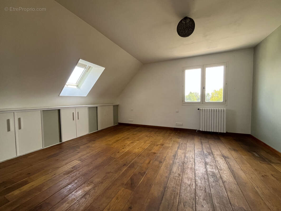 Maison 150 m² à Tour-En-Bessin  - photo 4