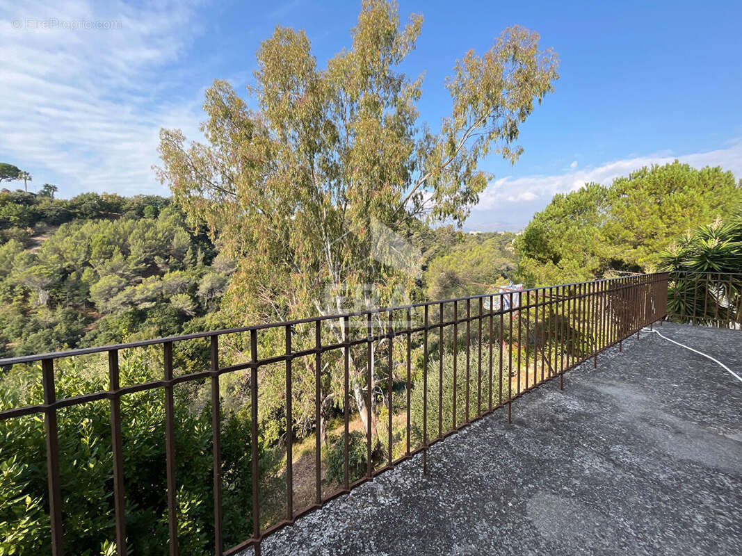 Maison à CAGNES-SUR-MER