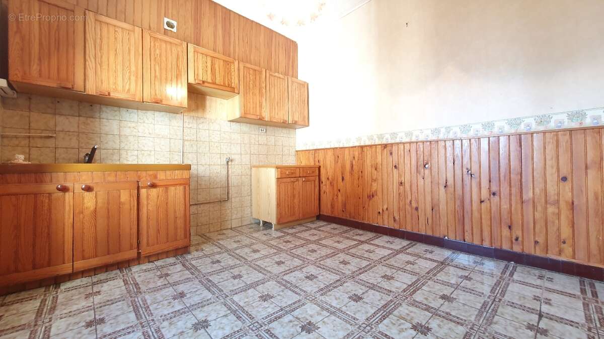 Appartement à LYON-8E