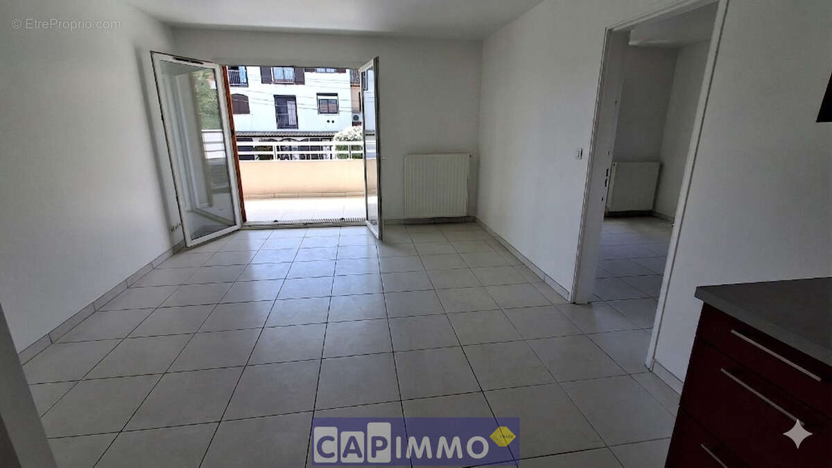 Appartement à LA VALETTE-DU-VAR