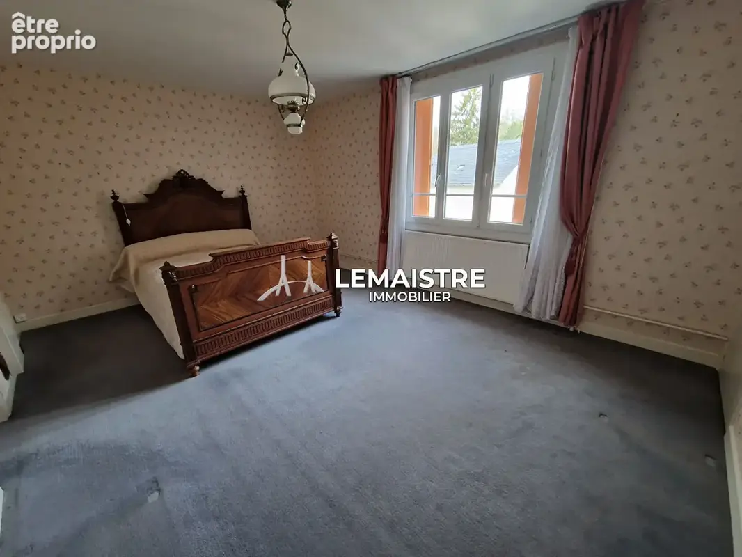 Maison à vendre - Lillebonne - 124 m² - 3 chambres - Garage - Jardin - Terrasse - Atelier - photo 6
