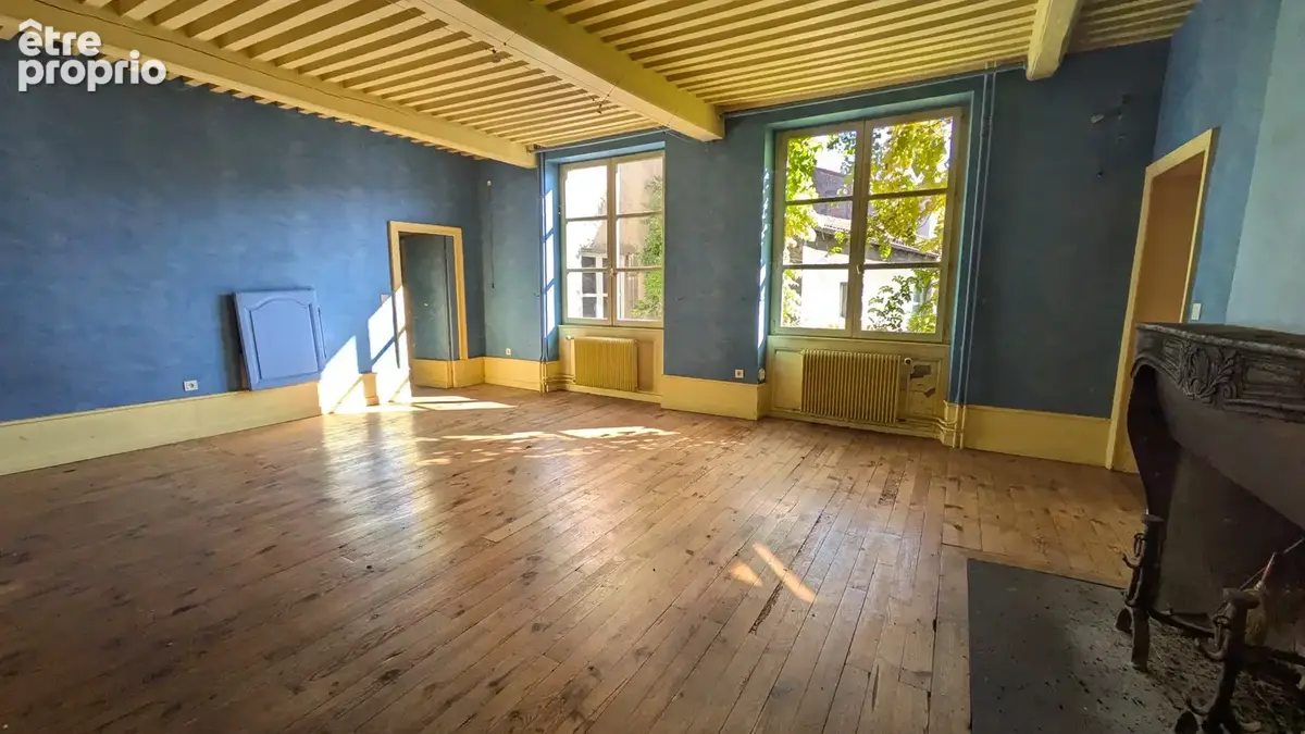 Jolie et grande propriété sur RIOM - photo 9