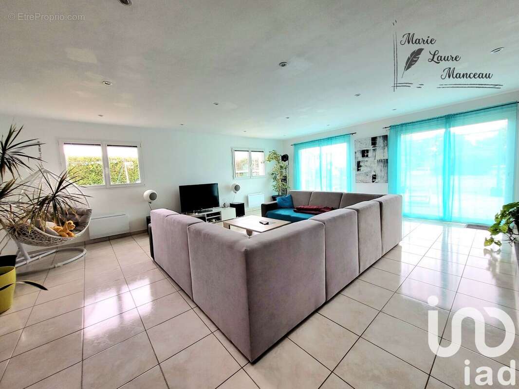 Photo 2 - Maison à GUIPRY