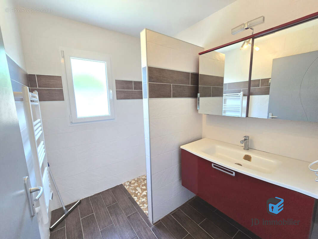 Maison à L&#039;HERBERGEMENT