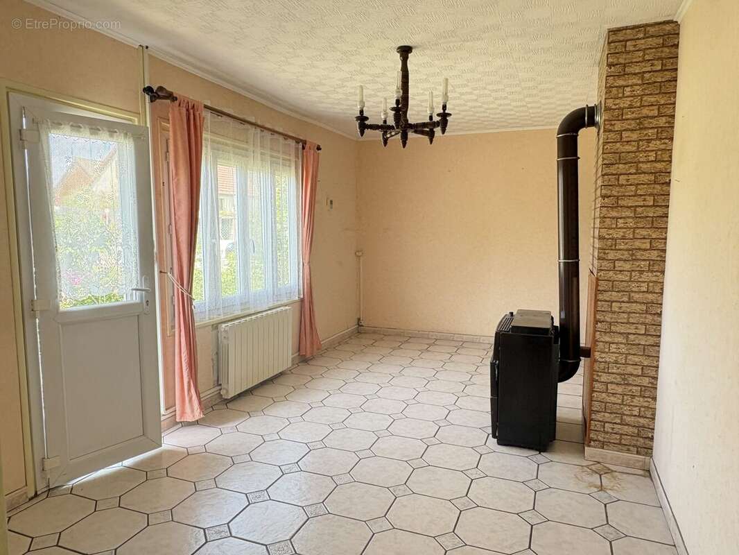 Maison 79 m² à Pende  - photo 4