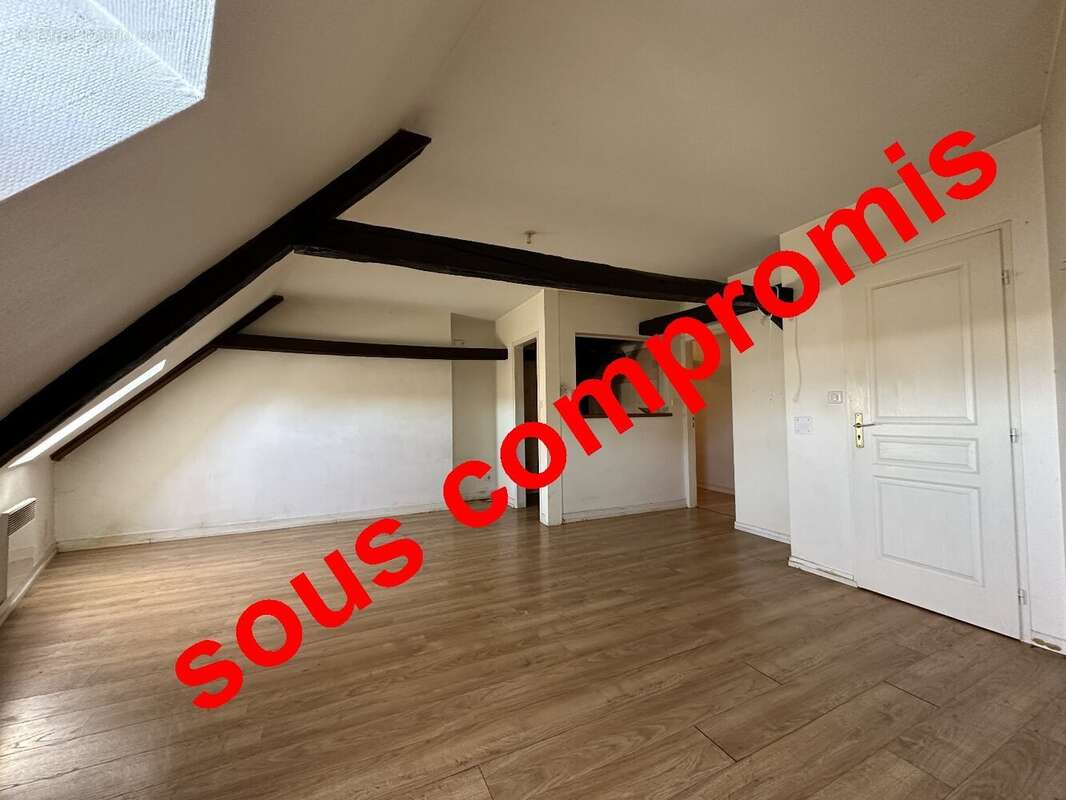 Appartement à SAINT-YRIEIX-LA-PERCHE
